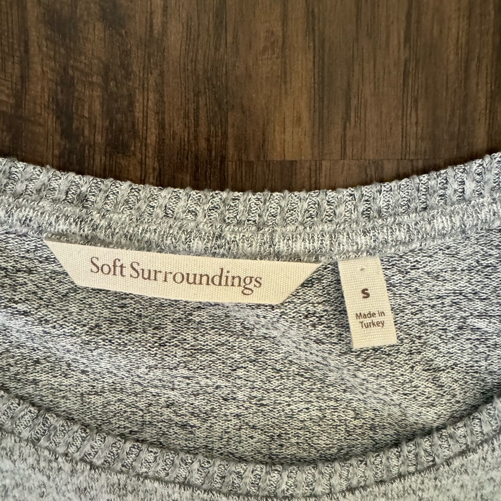 Soft Surroundings Top - image 5